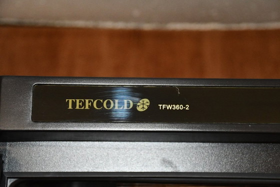 TEFCOLD TFW360-2 wine cooler, black with wooden shelves, Liquor cabinets, Metal, Glass (photo 4 of 6)