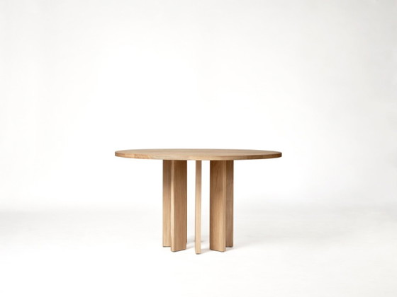 Image 1 of Thola tafel rond - massief Frans eiken