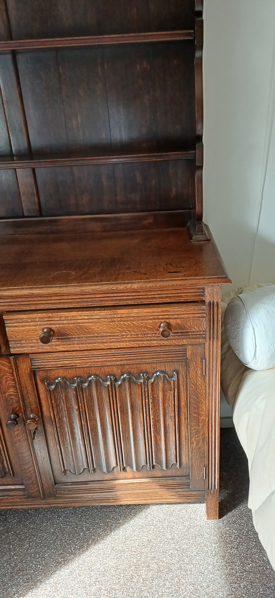 Image 1 of Vitrina inglesa de peltre/platos