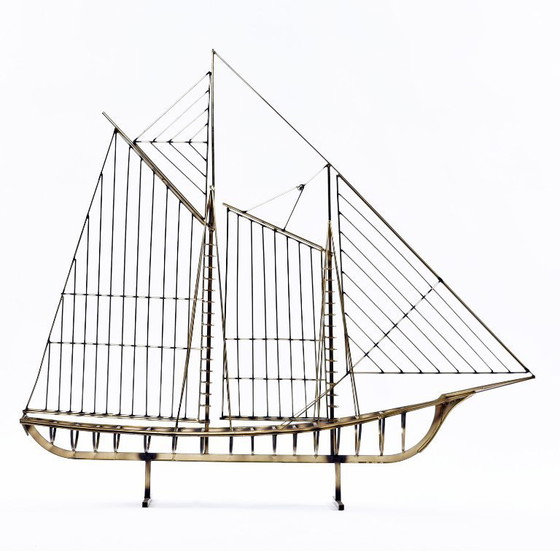 Image 1 of 1976 Curtis Jere Alambre de latón Galeón Barco Velero Escultura de metal Arte