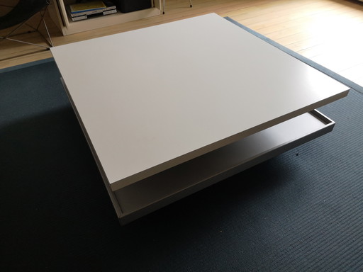 Design salontafel met veel onderruimte