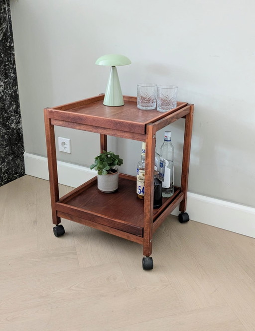 Vintage Scandinavisch design, houten trolley, barcart 