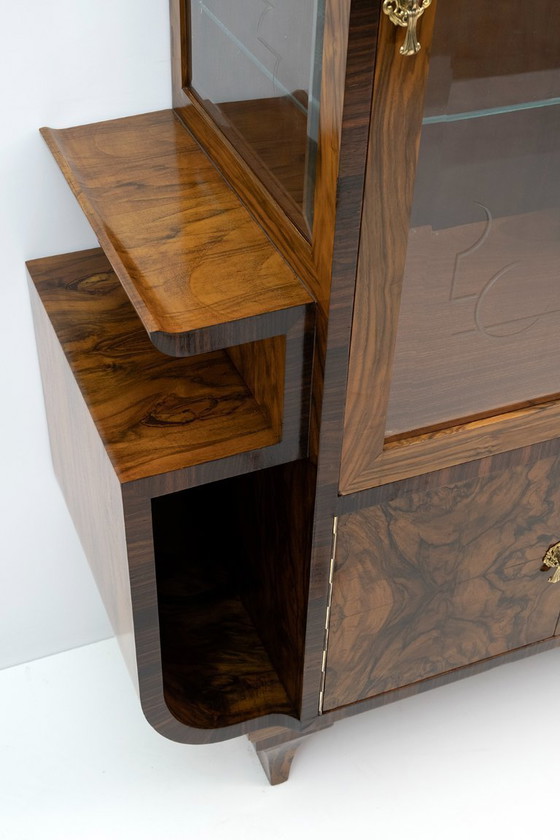 Image 1 of Art Dèco Italienische Nussbaum Vitrinen oder Bar Vitrine, 1925