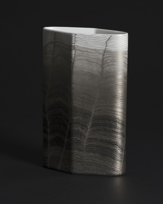 Image 1 of Rare trio de vases en porcelaine "Chiffon" Alain Le Foll × Rosenthal *édition du jubilé*