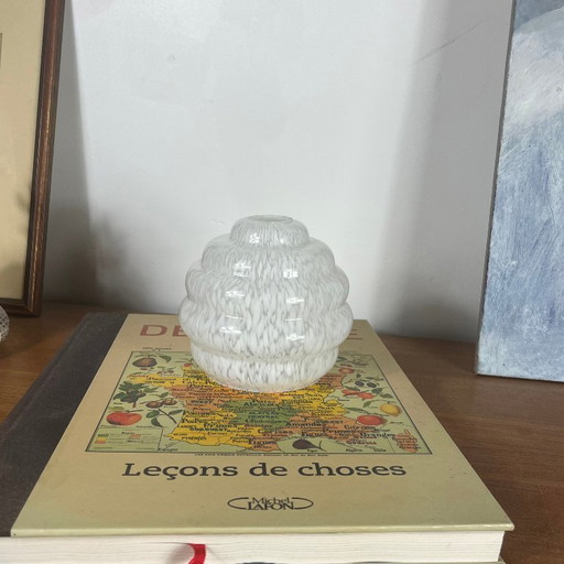 Globe ancien art déco blanc en verre moucheté Clichy pour lampe applique lustre 13 cm 