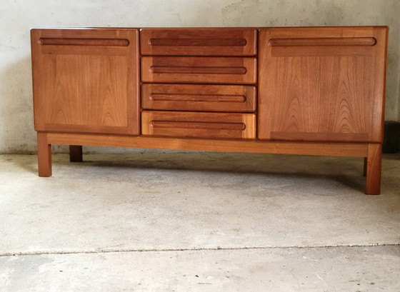 Aparador Dyrlund de Teca, Dinamarca 1970 – Aparadores, Wood (photo 10 of 10)