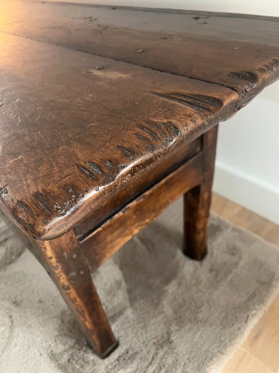 Image 1 of Englische antike Kommode mit 3 Schubladen aus dem 18. Jahrhundert (1750)