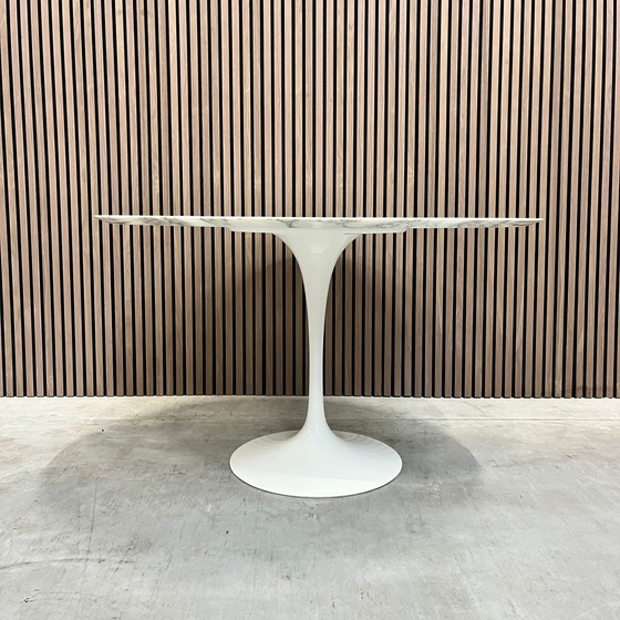 Image 1 of Knoll Saarinen Table tulipe haute - 137 cm - arebescato