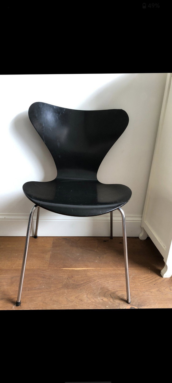 Image 1 of Fritz Hansen Butterfly chairs 4x Arne Jacobsen series 7