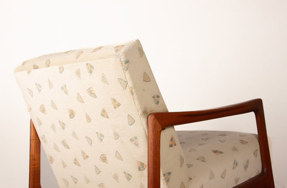 Image 1 of Ein Paar skandinavische Sessel aus Teakholz und neuem Stoff, 1960.