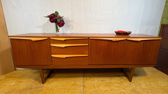 Image 1 of Mid-Century Retro Vintage Teak Sideboard by Stonehill (1960–1970)  A striking and highly functional mid-century teak sideboard b