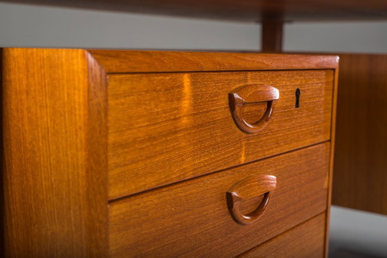 Image 1 of  Dänischer Teakholz-Schreibtisch von Kai Kristiansen für FM Møbler, 1960er Jahre