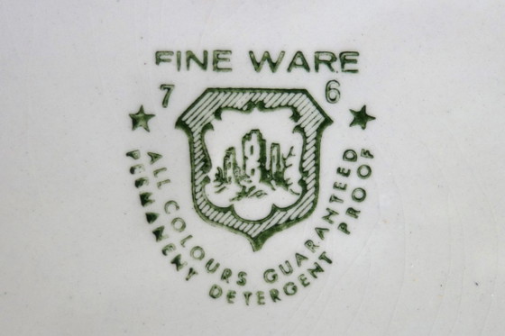 Image 1 of 6 platos de postre de loza Fine Ware