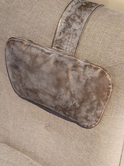 Image 1 of and headrest Mia