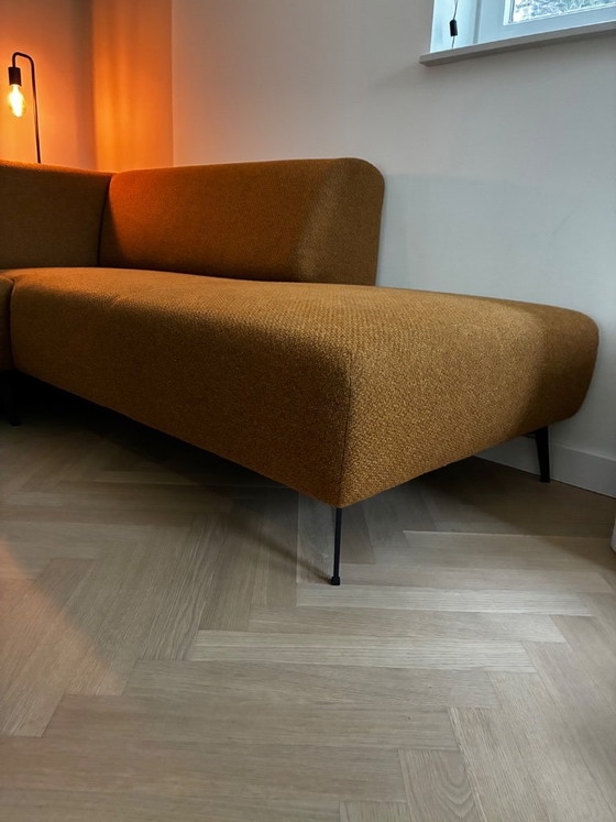 Image 1 of Canapé d'angle Montel avec pouf assorti