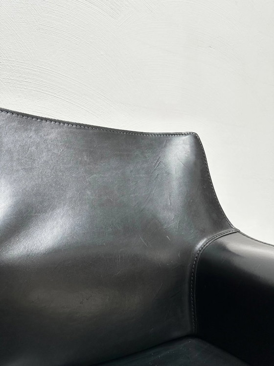 Image 1 of Ensemble de 2 fauteuils de salle à manger vintage en cuir CAB 413, conçus par Mario Bellini pour Cassina, design italien, années
