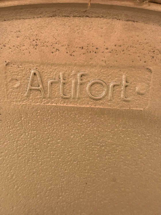 Image 1 of Artefort | Pedro Paulín | Mesa ovalada circular | 160x100cm