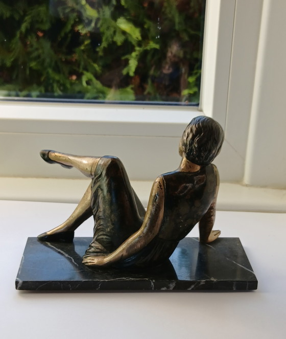 Statuetta Art Déco "Elegante donna languida" in lega di zinco - anni '30 – Oggetti decorativi, Other (photo 4 of 8)
