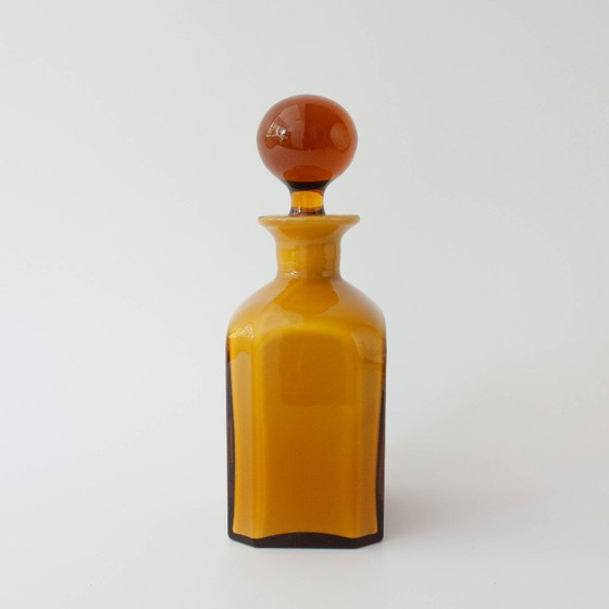 Bottiglia vintage in vetro opalino color senape di Marinha Grande, anni '60 – Accessori da tavola, Glass (photo 5 of 12)