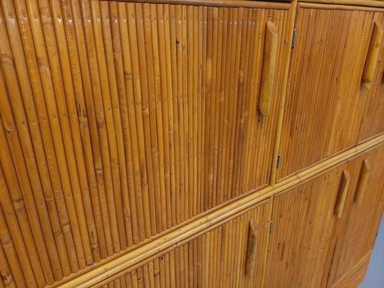 Image 1 of Mobile contenitore vintage in rattan e legno chiaro degli anni '60