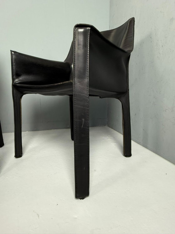 Image 1 of Set di sei sedie da pranzo Mario Bellini CAB 413, in pelle nera, 1977