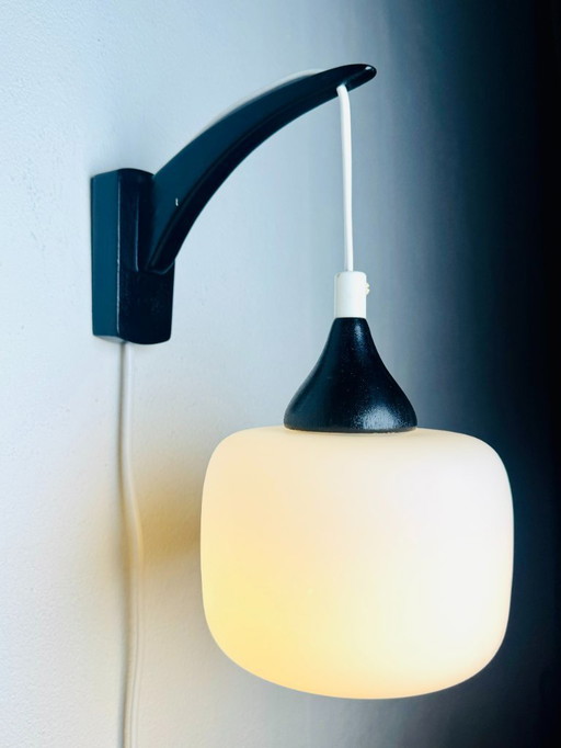 Ensemble d'appliques à un bras par Uno & Östen Kristiansson pour Luxus, Suède, 1960