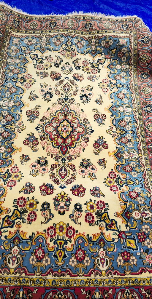 Alfombra Ghom/Qom de 216x142 cm, 1,2 millones de nudos/m², lana Kork con seda. Alfombra persa.