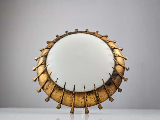 Image 1 of Lampe solaire Forged Nails, feuille d'or et verre opalin, France, années 1950