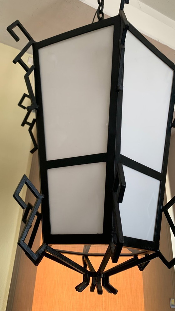 Image 1 of Ein Paar große Eisenlaternen aus dem Jahr 1930