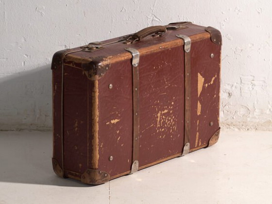 Antique travel suitcase in vulcanised fibre – Czechoslovakia, circa 1930 – Travel bags, Wood, Metal (photo 36 of 39)