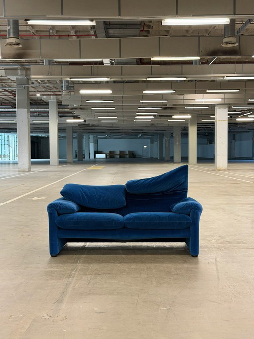 Cassina Maralunga 2-Sitzer-Sofa | Blau | Vintage – hoekbanken, Textile
