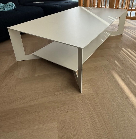 Image 1 of Modern SQ coffee table - Ceramic top