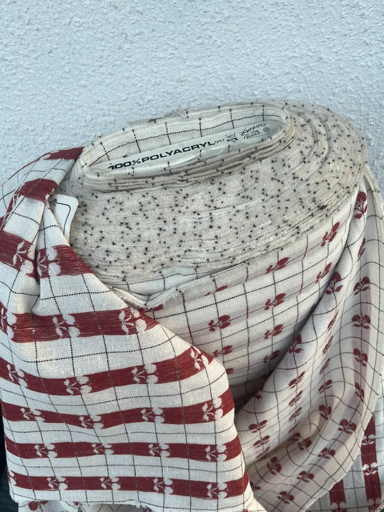 Image 1 of Grote vintage stof met een kersenpatroon uit de jaren 70, extra lang.