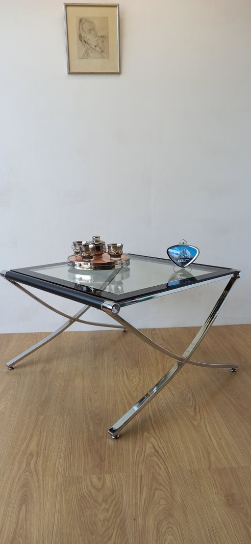 Chrom Couchtisch aus den 1970er Jahren.