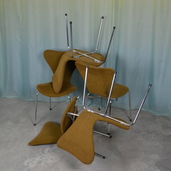 Image 1 of 5x butterfly chairs