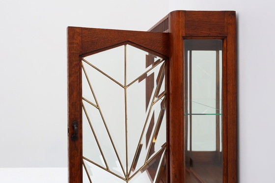 Image 1 of Mobiletto Art Déco francese in rovere con vetro piombato bisellato, ca. 1920