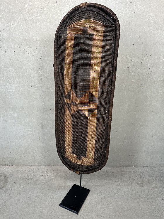 Image 1 of Scudo da guerra decorativo antico Ngombe - Repubblica Democratica del Congo