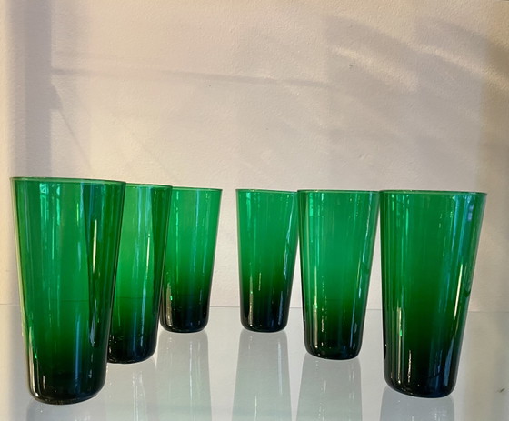 Image 1 of Bicchieri da long drink color verde smeraldo, soffiati a mano.