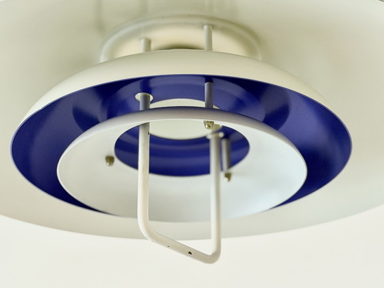 Lampada a sospensione vintage Form-Light bianco & blu cobalto – Danimarca, anni '70 – form light (photo 11 of 15)