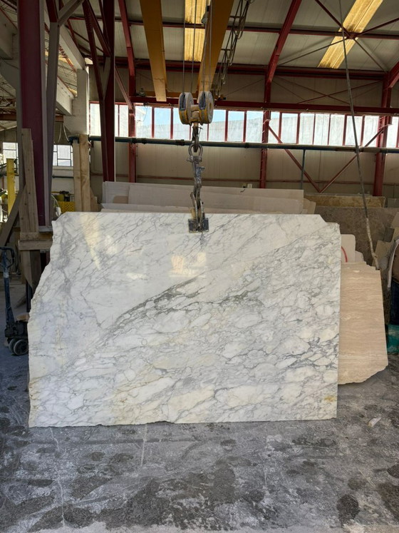 Image 1 of Travertin Esstisch rechteckig massiv – Naturstein Tisch