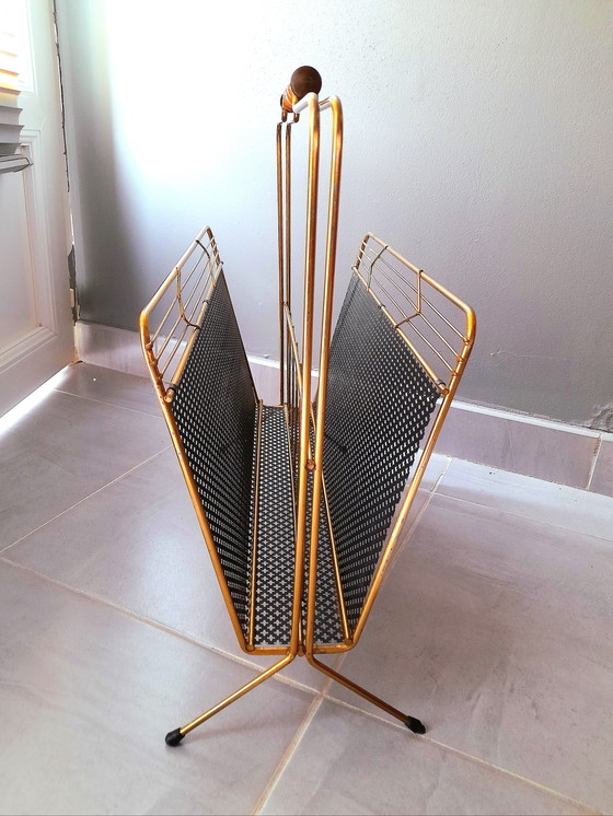 Image 1 of Revistero de metal perforado, 1950.