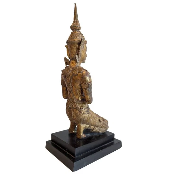 Set of two Chinese bronze foo dogs – lot 101 – Oliver, Paintings & Drawings, Canvas, Cotton, Aziatisch (photo 177 of 310)