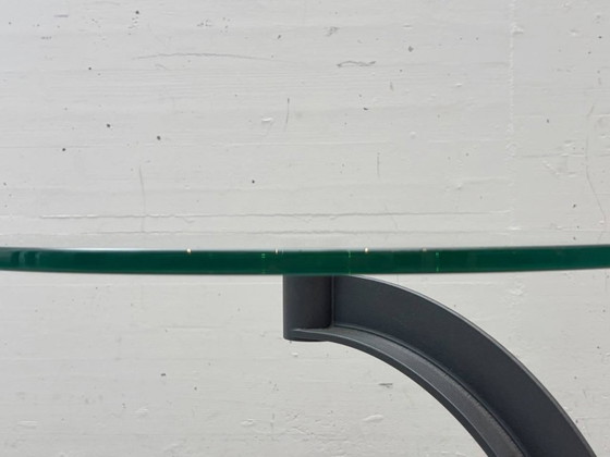Image 1 of Table d'appoint en verre de style postmoderne avec piètement en fonte, années 1990