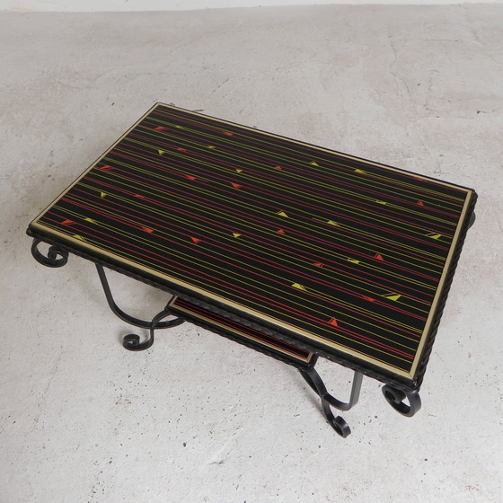 Image 1 of Table basse vintage avec 2 plateaux en verre avec impression des années 50