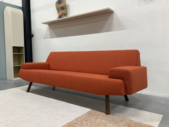Image 1 of Divano Havee Cloak Sky 3,5 posti Hallingdal rosso arancio