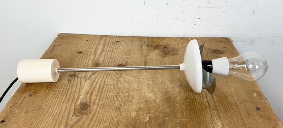 Image 1 of Vintage kroonluchter met melkglas van Elektrosvit, jaren 60