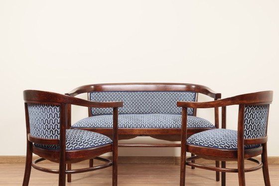 Image 1 of Art-Deco-Set aus Thonet-Sofa und Sesseln, blauer geometrischer Jacquard