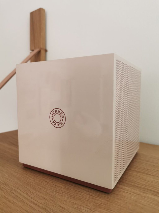 Hermes K-box tissue box