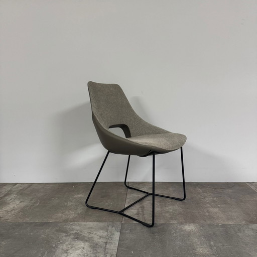 bert plantagie Navarra Set of 4 dining room chairs