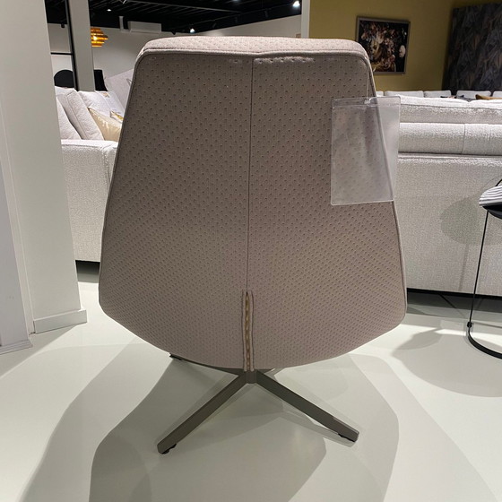 Image 1 of Fauteuil pivotant Madonna de Cartel Living